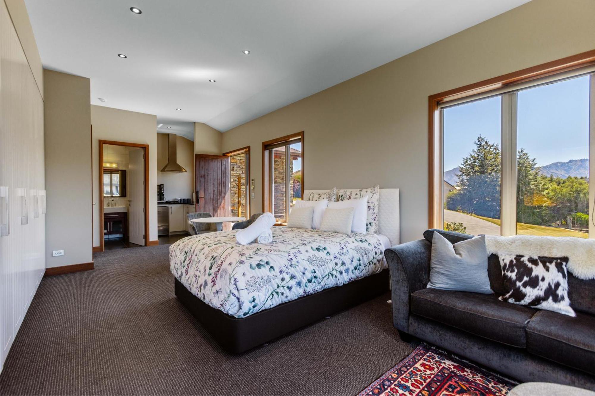 Studio Nestled In Ridgecrest Уанака Екстериор снимка